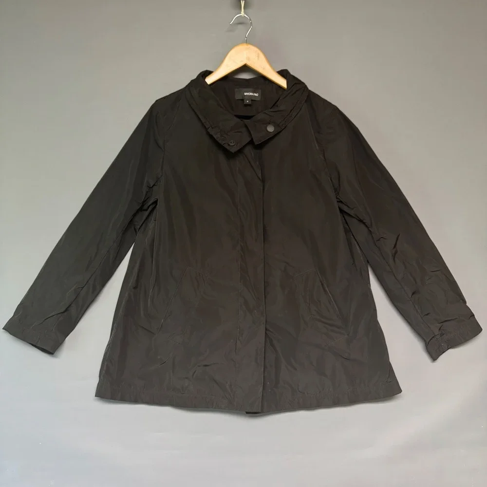 Mycra Pac Black Travel Rain Jacket Funnel Neck Pleated Back Small